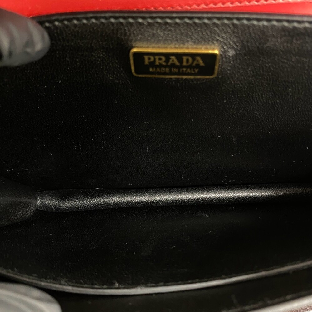 PRADA Bag - Picture 9 of 10